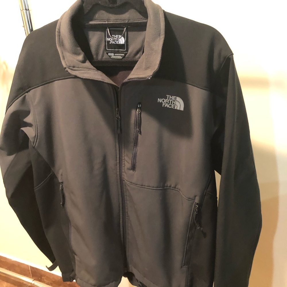 Men light North Face jacket
